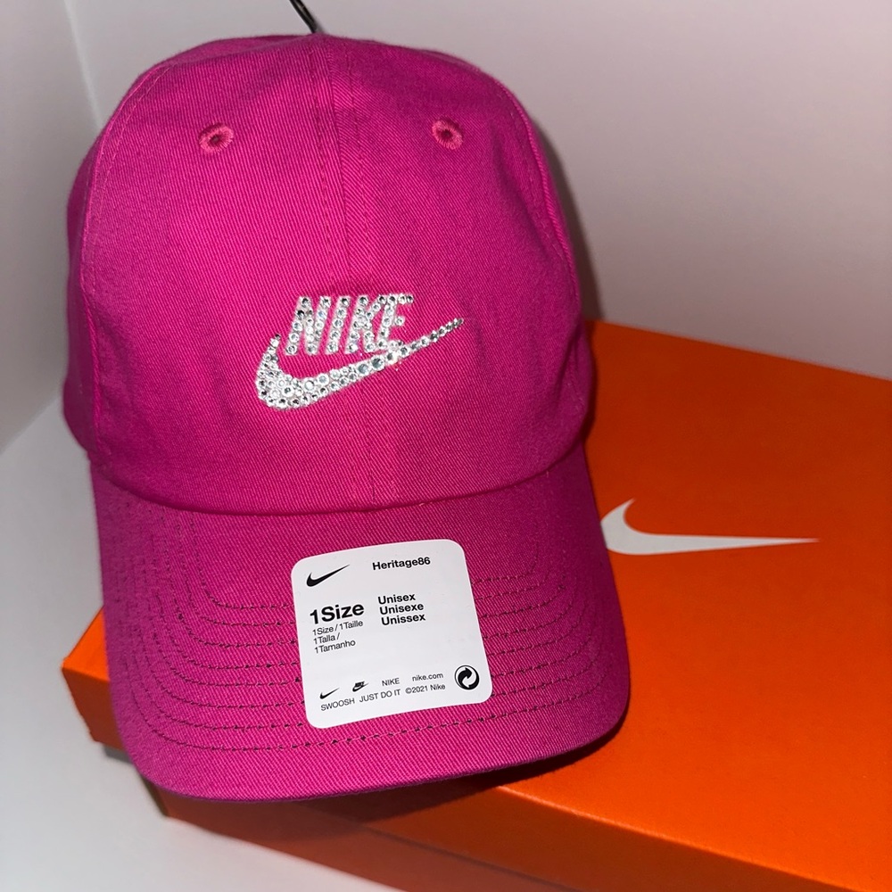 Nike New BLING Heritage Baseball Hat
